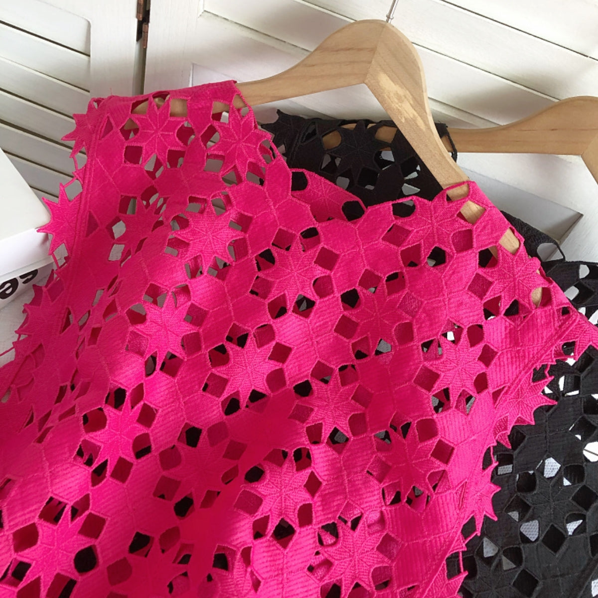 Chic Crochet Fringe Sweater With Geometric Patterns Pink Crochet Top -C107